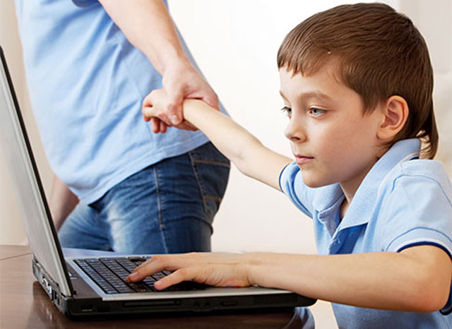 Rəqəmsal dünyanın məhv etdiyi şagirdlər – Gələcək dəhşətin statistikası 