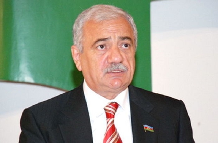 Səttar Mehbalıyev müəllimlərə SÖZ VERDİ