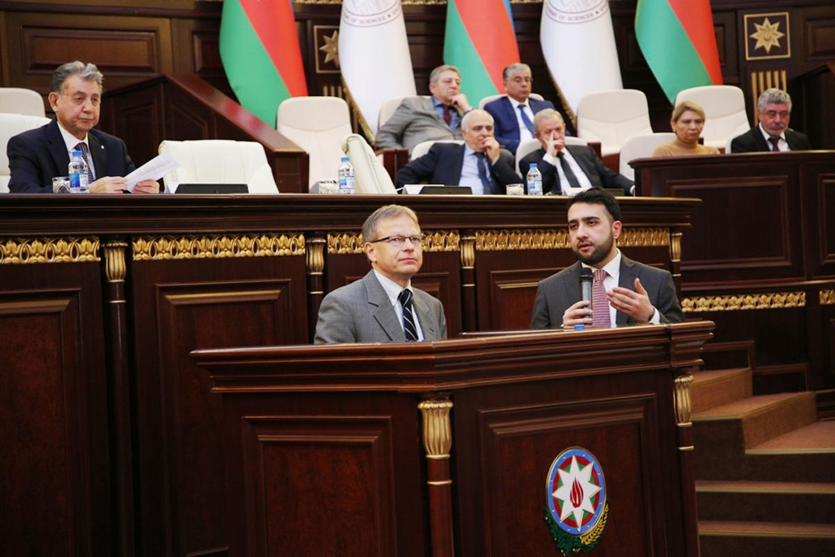 Cəlal Əliyev adına mükafat ilk dəfə yaponiyalı alimə təqdim edilib