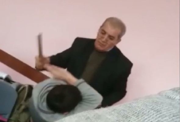 Cəlilabadda şagirdin döyülməsi ilə bağlı direktor əvəzi işdən çıxarıldı