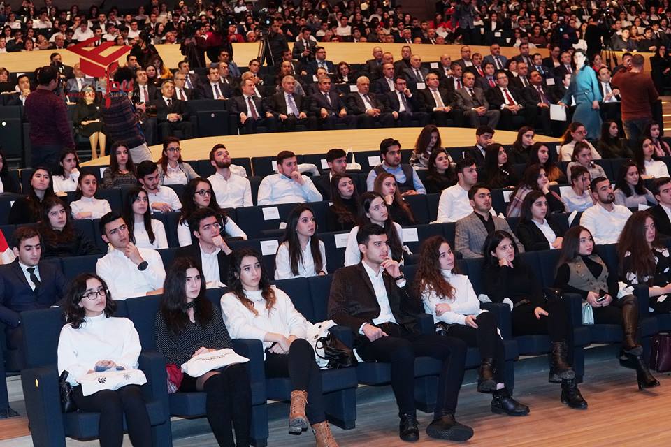 Azərbaycan tələbələrinin II qurultayı keçirilib - FOTO