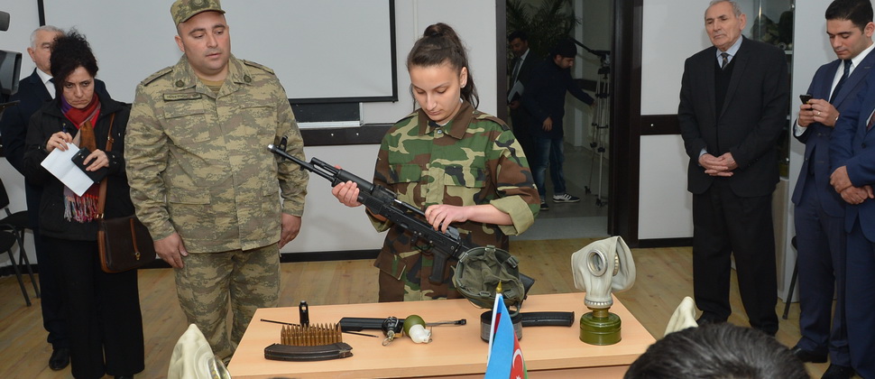 Peşə təhsili müəssisələrində hərbi hazırlıq fənni üzrə dərs saatları azaldılıb