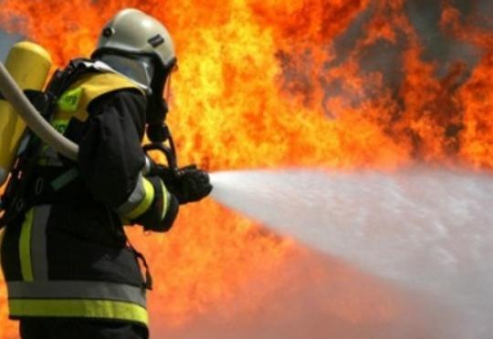 Məktəbdə yanğın - 97 nəfər təxliyə edildi