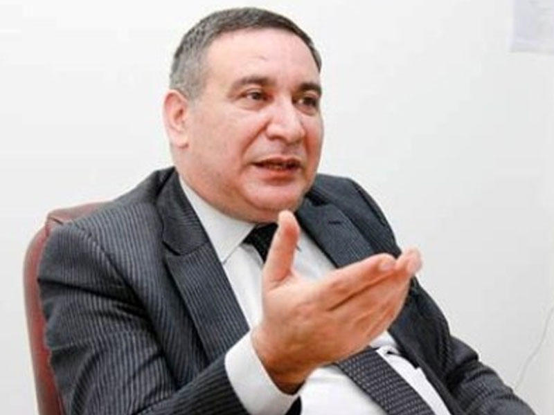 Ramiz Rövşən qıcıqlandırır...       
