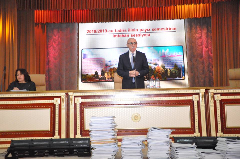 Bakı Dövlət Universitetində imtahan sessiyası başlayıb