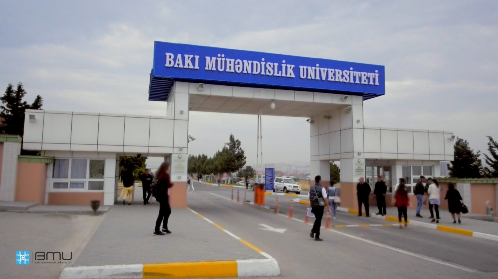 BMU–da imtahan sessiyası başladı  
