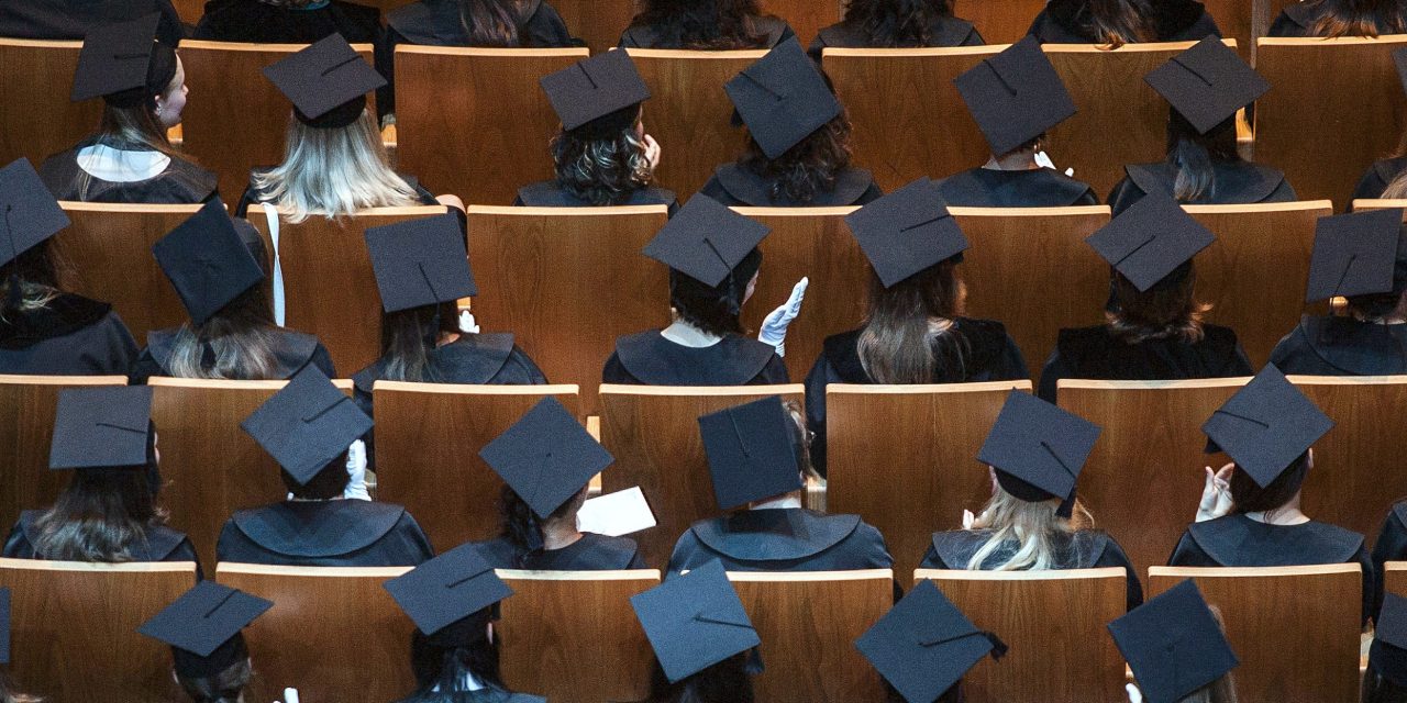 Xaricdə təhsil alan soydaşımız – “Bizim universitetdə tələbə kreditlərindən yararlana bilərlər