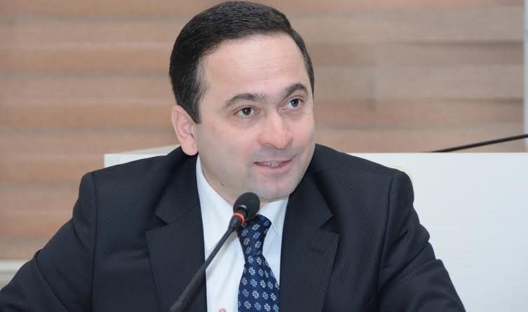 “Problemsiz  Tarix dərsliyimiz yoxdur” –  Alim təhsilin əsas problemini açıqladı  