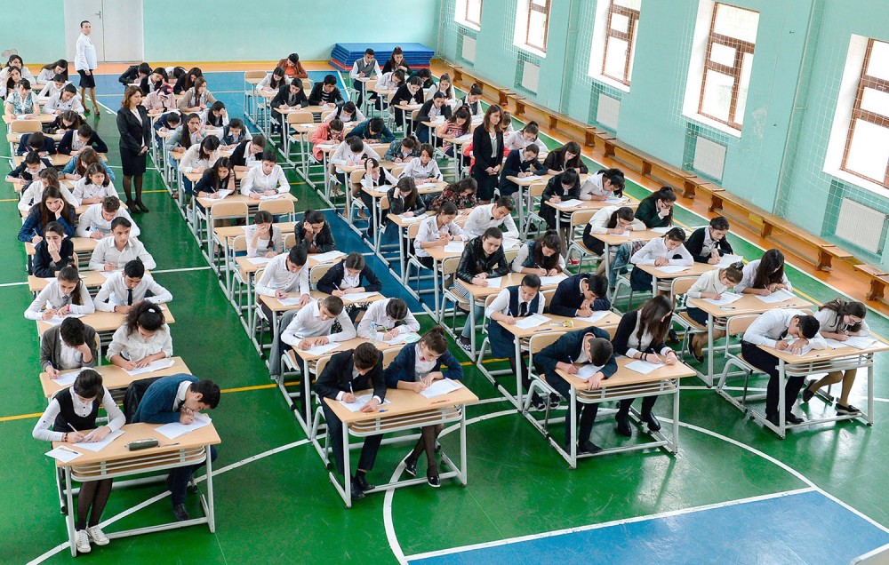 “Ədəbiyyat biliciləri” müsabiqəsinin ilk mərhələsi yekunlaşdı