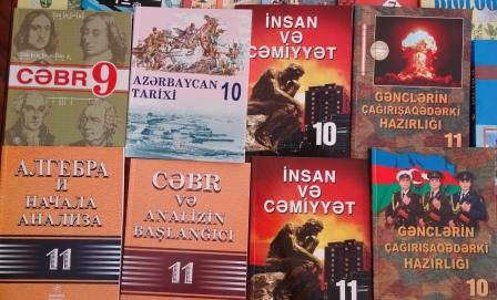 “Günah həmin vəsaiti dərsdə tətbiq edən müəllimdədir” – Nazir müavini    