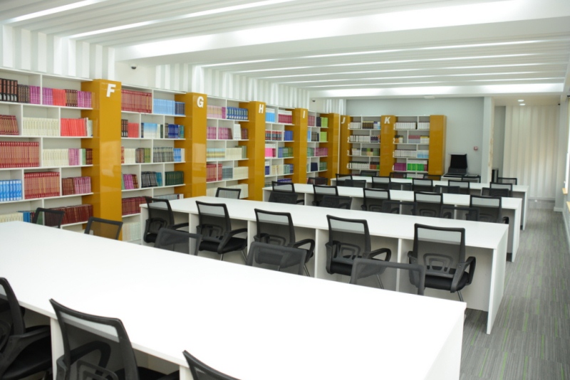  Bir universitetimizin kitabxanasında otaq rezerv edilir, digərində isə kitab tapılmır – Tələbə iradları