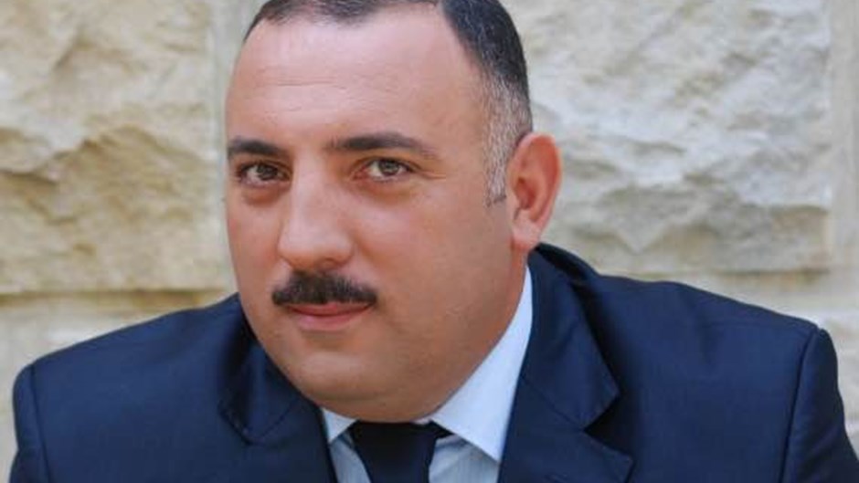 “Müəllimlər deputatlardan çox maaş almalıdır”  