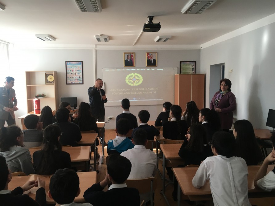 Məktəblilər yanğın təhlükəsizliyi ilə bağlı bilgiləndirildi