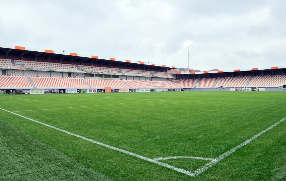 Alimlər üçün yeni stadion istifadəyə verildi   
