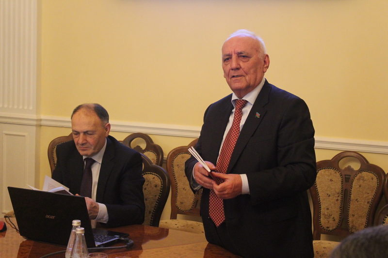 Yaqub Mahmudovun xarici dillərdəki kitablarına təqdimat oldu