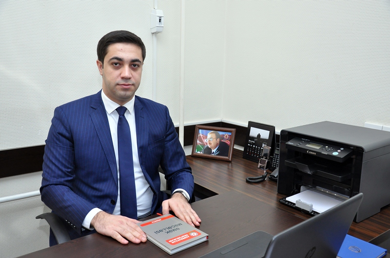 Şöbə müdiri Kamal Abdullanın əmrlərinə niyə imza atmır? -SƏBƏB
