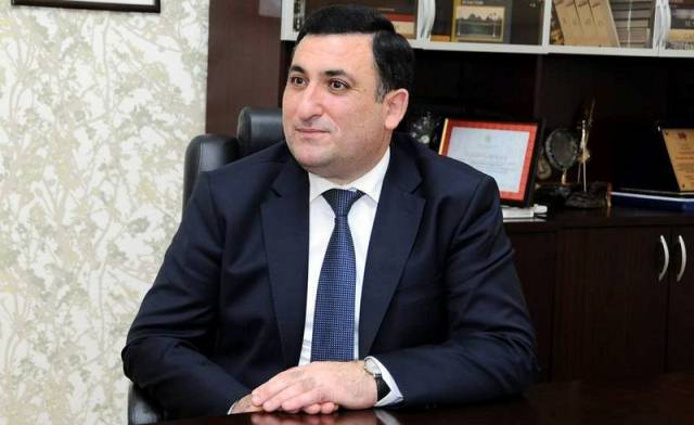 “UFAZ”-da bəzi qüsurlar var, tələbələr hələ də kimdənsə köçürürlər”- Rektordan etiraf  