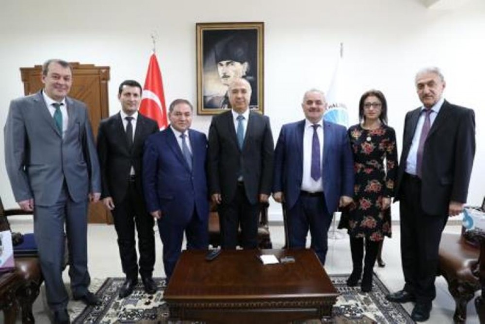 UNEC-in əməkdaşları türkiyəli həmkarları ilə staj proqramlarını müzakirə edib