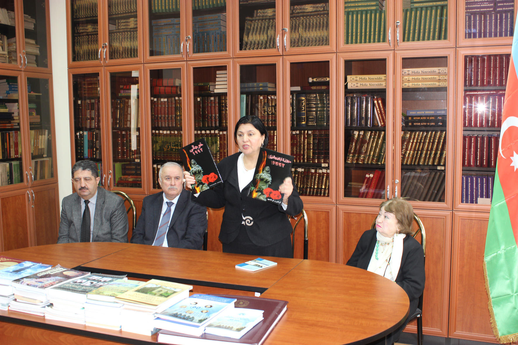 Şərqşünaslıq İnstitutunda Xocalı faciəsinin qurbanları yad edilib