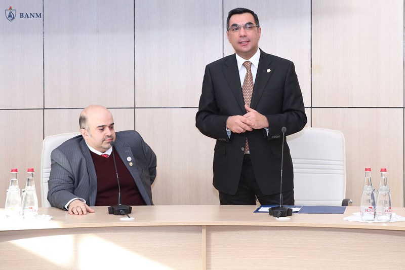 SOCAR KBR-ın rəhbərliyi tələbələrlə görüşdü      