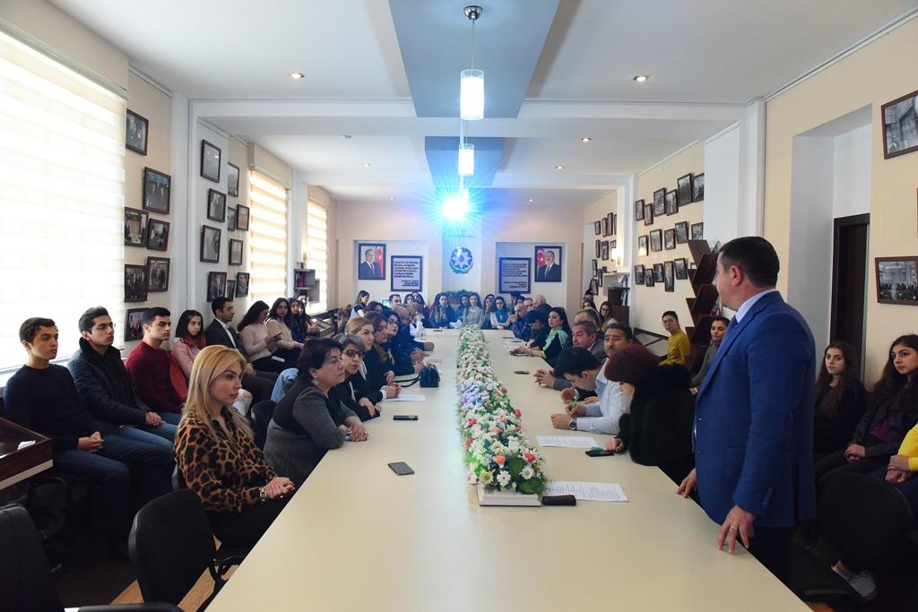 Universitetdə soyqırımı qurbanları anıldı
