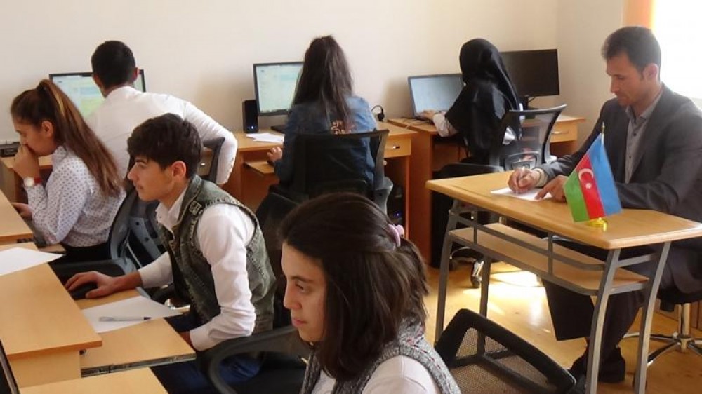 DİM Cocuq Mərcanlıda ödənişsiz sınaq imtahanı keçirdi