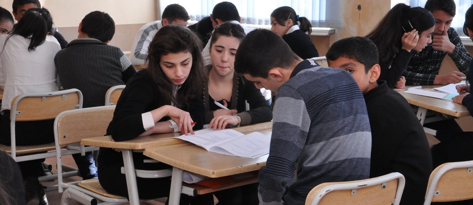 Dövlət İmtahan Mərkəzi əvvəlki illərin məzunlarına müraciət etdi    