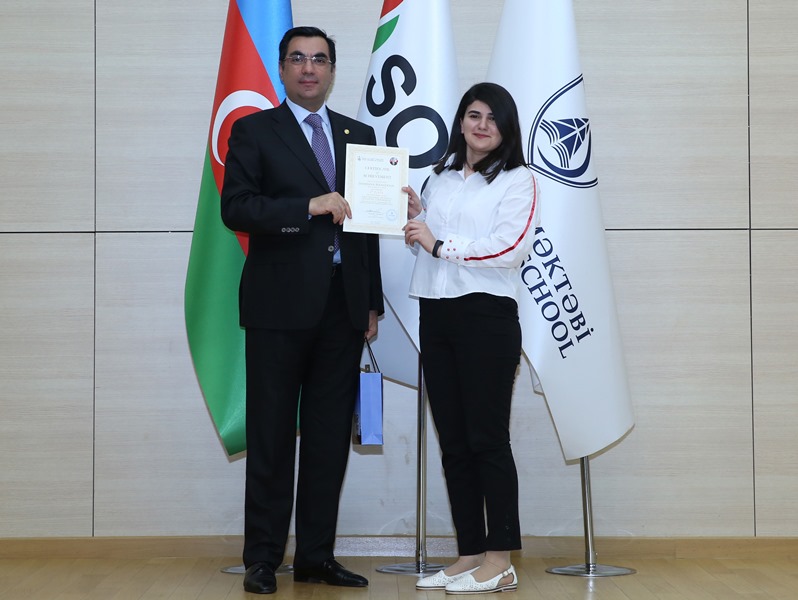 Bakı Ali Neft Məktəbində tələbə konfransları başa çatdı  