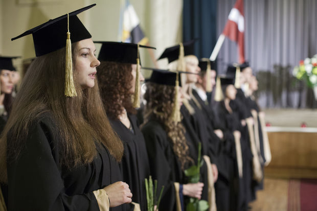 Əcnəbi universitetlərdən qovulan azərbaycanlılar: “Əlaçı tələbə də narkotikdən istifadə etsə, xaric olunar”  