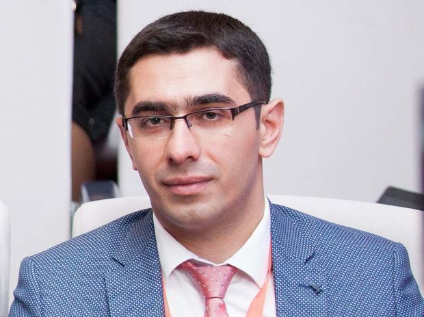 Şirkətdaxili tədris mərkəzləri universitetlərə qarşı