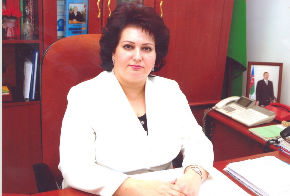 BDU-nun müəllimi BMT-nin xüsusi ordeni ilə təltif olundu - FOTO