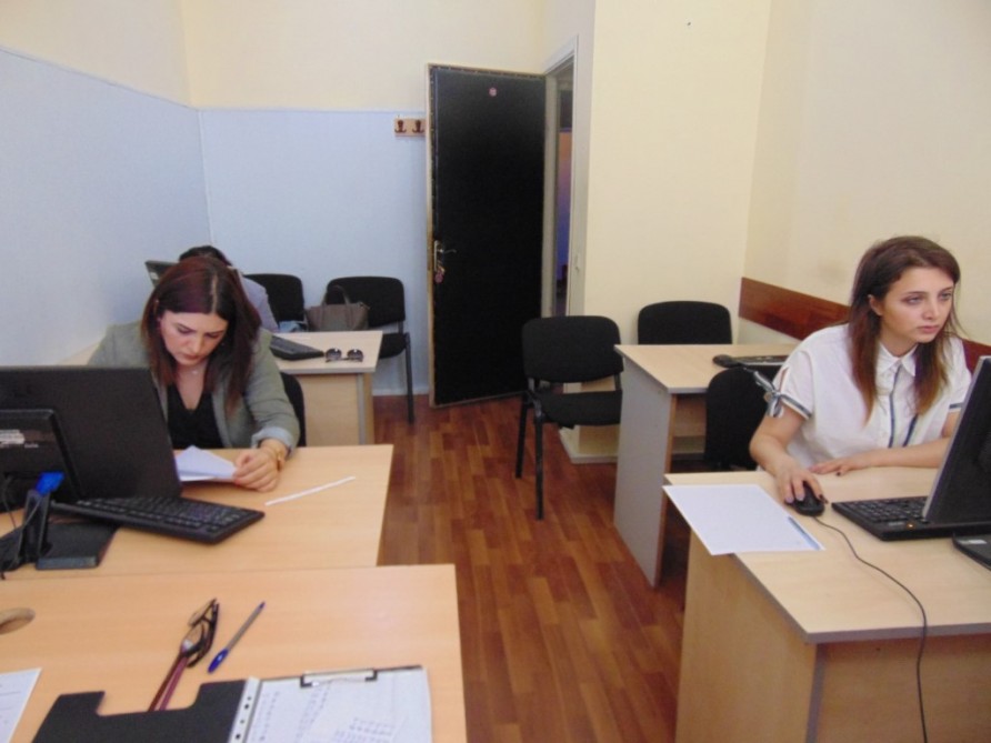 Zoologiya İnstitutunda minimum imtahanları keçirilib