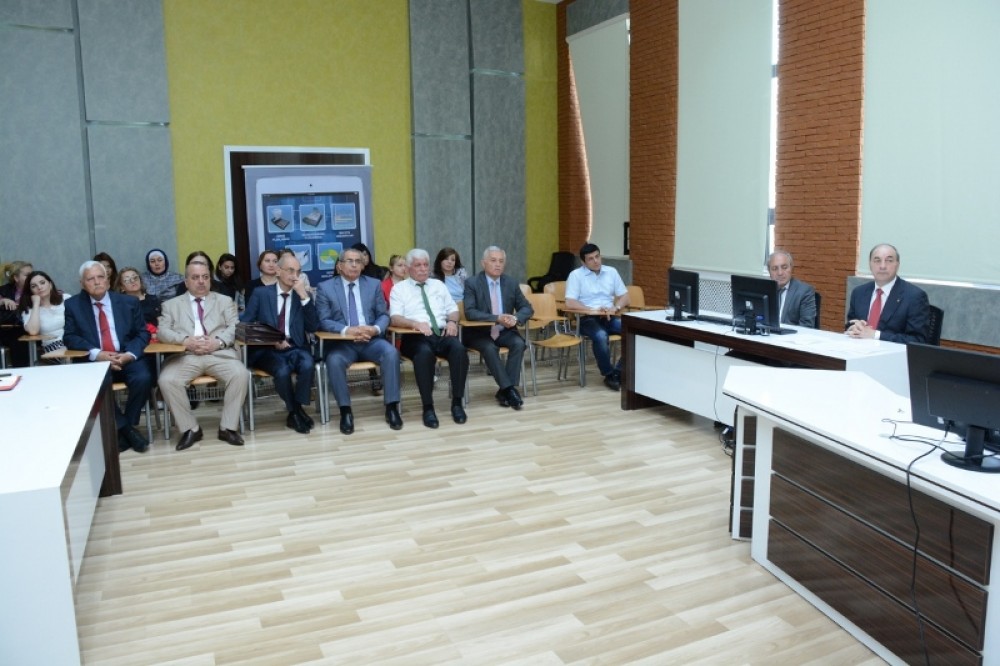 UNEC-də maliyyə ixtisasının təkmilləşdirilməsi ilə bağlı təkliflər hazırlanır  