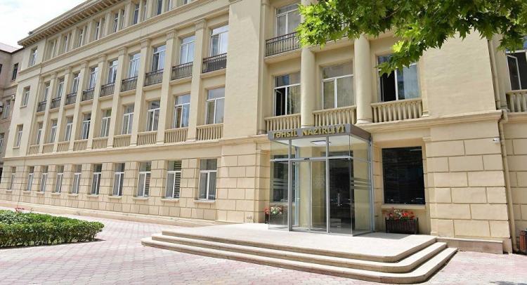 Bakıdakı 35 tələbə yataqxanasından 25-də məcburi köçkünlər məskunlaşıb