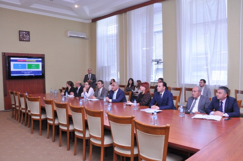 UNEC tələbələrinə innovativ və operativ xidmət: “Bir pəncərə”  