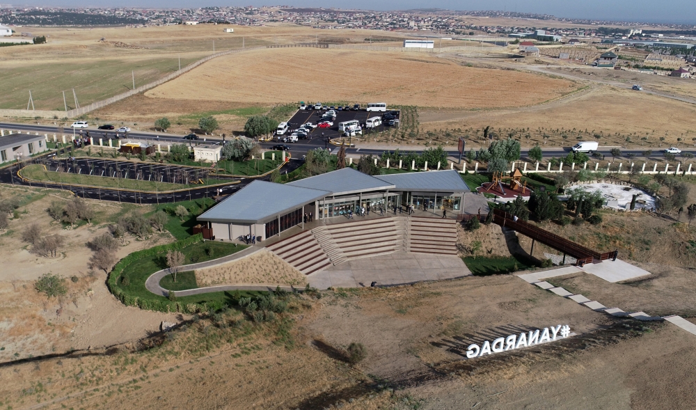 Tələbələr Yanardağa baxmaq üçün 1 manat ÖDƏYƏCƏKLƏR  