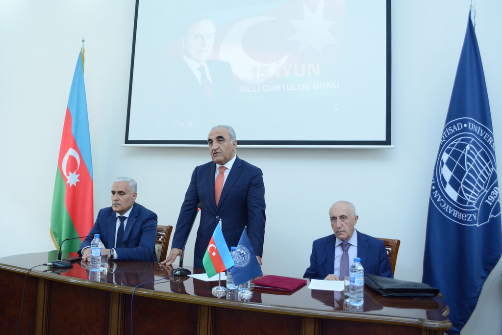 UNEC-də 15 İyun- Milli Qurtuluş Günü qeyd olunub - FOTO  
