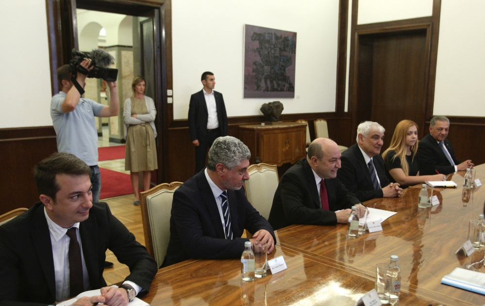 Serbiya Prezidenti Azərbaycan alimləri ilə görüşdü