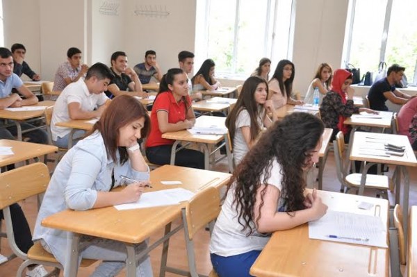 Yüksək ballı abituriyentlər ən çox bu universitetləri seçiblər -RƏSMİ