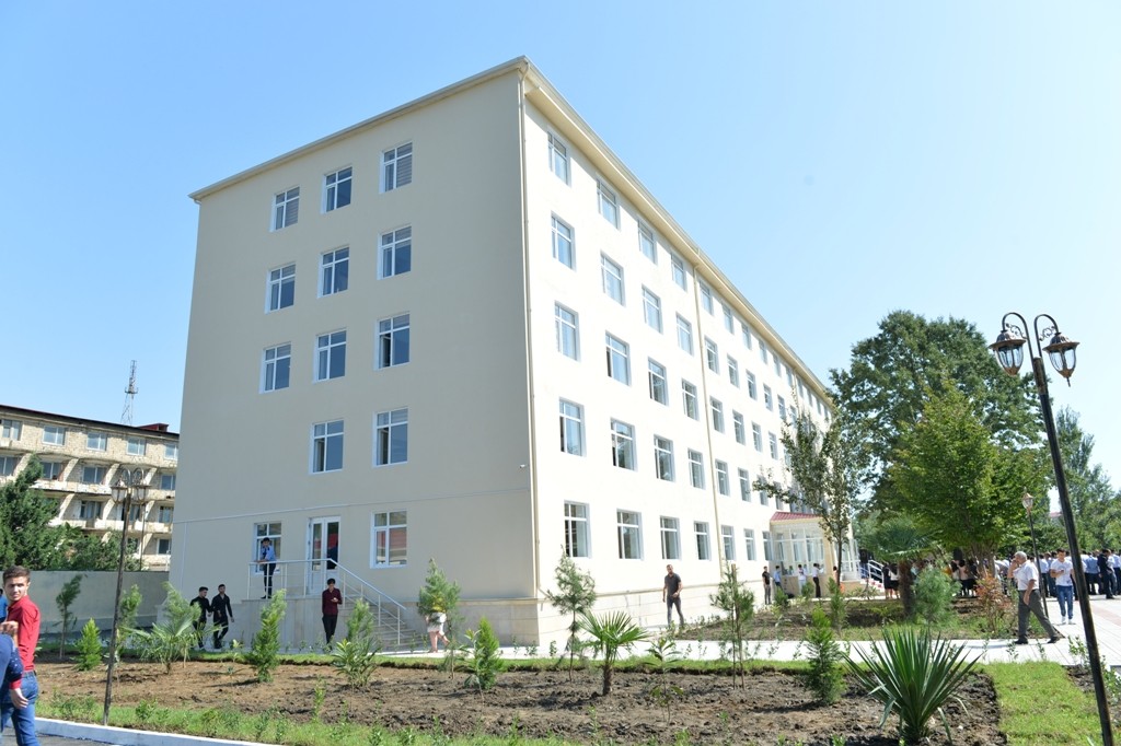 Lənkəran Dövlət Universitetindən açıqlama- “ Tələbələrin halı bürkülü hava üzündən pisləşib”