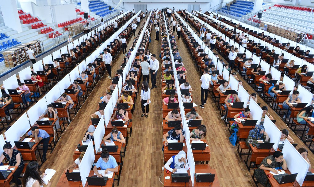 MİQ üzrə elektron sənəd qəbulunda böyük ajiotaj - İlk günün təəccüblü göstəricisi  
