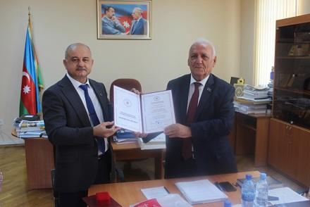 Azərbaycanlı alimə “Beynəlxalq Qızıl Ulduz” medalı verildi