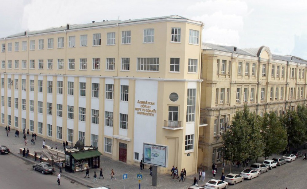 Universitetdən 410 tələbənin diplom almamasına reaksiya: “Tələblərə cavab verməyiblər, lakin…”
