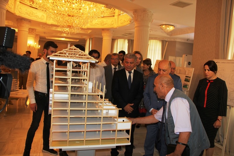 BMU tələbələrinin yaradıcılıq sərgisi keçirilib -  FOTOLAR  