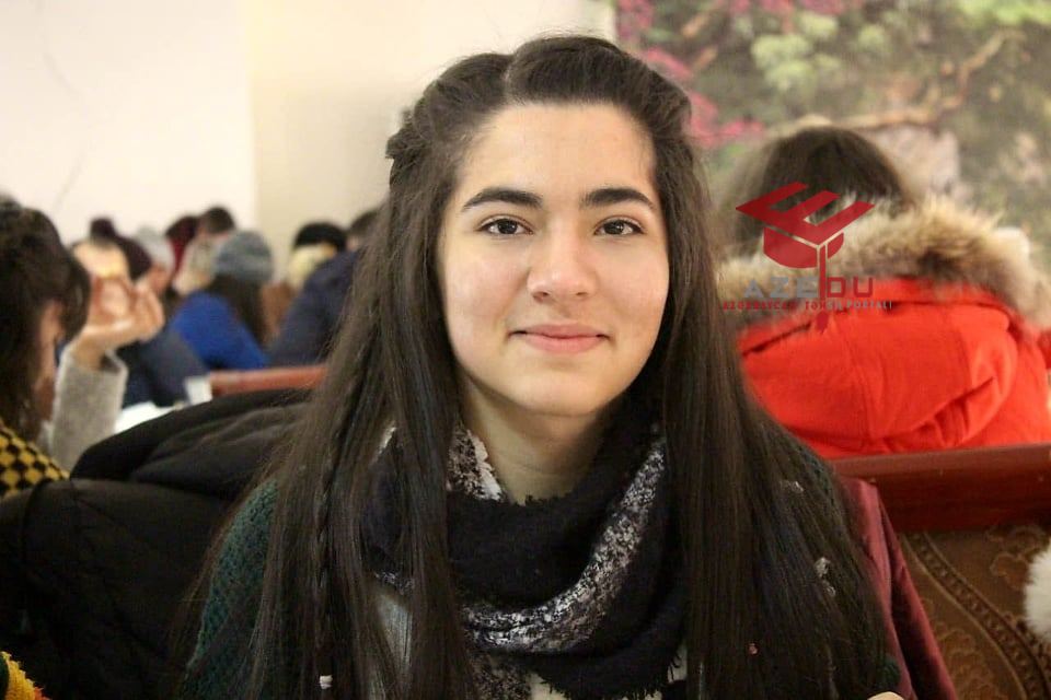 Qəbul imtahanının yeganə rekordçusu Səbinə: “Müəllimlərim məni təmənnasız hazırlayıblar”  