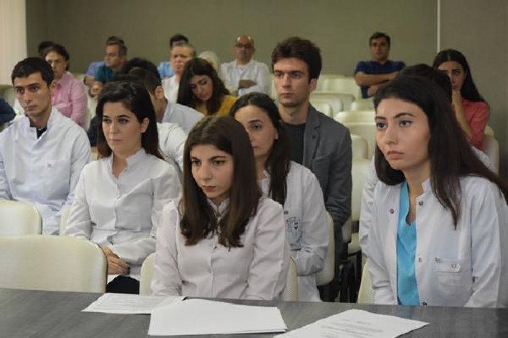 Rezident olanları ən çox maraqlandıran suala cavab – Qeydiyyatda iştirak mütləqdir?   