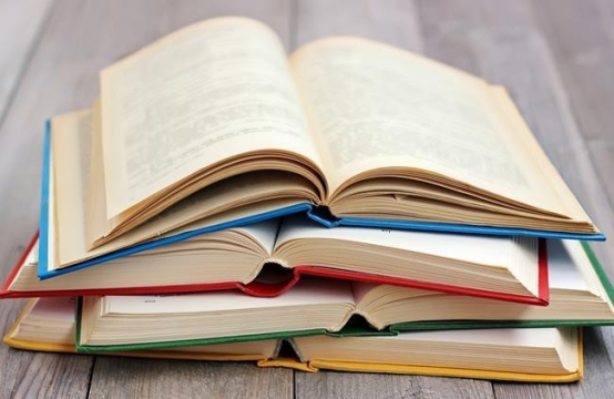 Yeni dərslikər məktəblərə nə vaxt çatdırılacaq? - Rəsmi