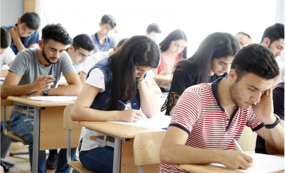 Tələbə adını qazananların diqqətinə! Qəbul olduğunuz universitetlər qeydiyyat üçün bu sənədləri tələb edəcək