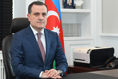 Təhsil naziri: 