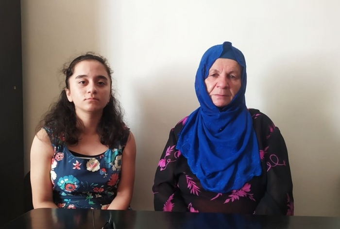 Təhsil haqqını ödəyə bilməyən Zeynəb kömək istəyir  